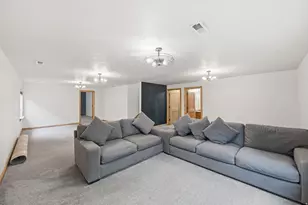 11341 S Silver Buckle Way, Sandy, UT 84092 - Photo 13