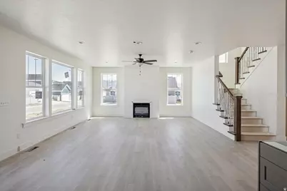 822 W Caroline Dr W #214, Saratoga Springs, UT 84045 - Photo 7