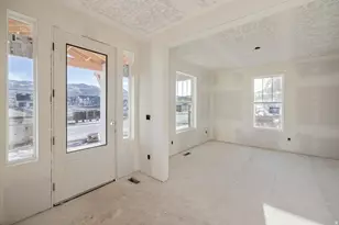 822 W Caroline Dr W, Saratoga Springs, UT 84045 - Photo 5