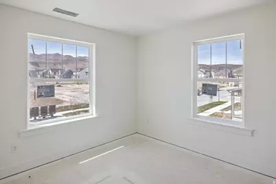 822 W Caroline Dr W #214, Saratoga Springs, UT 84045 - Photo 15