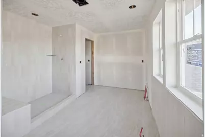 822 W Caroline Dr W #214, Saratoga Springs, UT 84045 - Photo 7