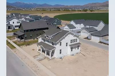 822 W Caroline Dr W #214, Saratoga Springs, UT 84045 - Photo 3