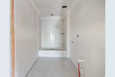 822 W Caroline Dr W #214, Saratoga Springs, UT 84045 - Photo 9