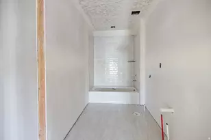 822 W Caroline Dr W, Saratoga Springs, UT 84045 - Photo 9