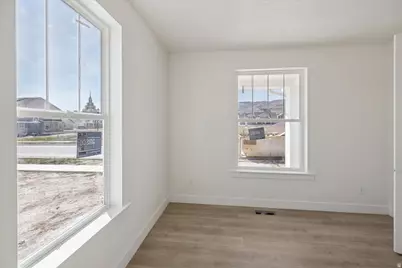 822 W Caroline Dr W #214, Saratoga Springs, UT 84045 - Photo 5