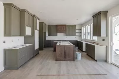 822 W Caroline Dr W #214, Saratoga Springs, UT 84045 - Photo 9