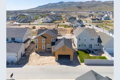 858 Caroline Dr W #211, Saratoga Springs, UT 84045 - Photo 11