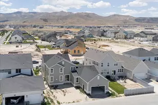 858 Caroline Dr W, Saratoga Springs, UT 84045 - Photo 23