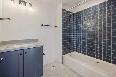 858 Caroline Dr W #211, Saratoga Springs, UT 84045 - Photo 15