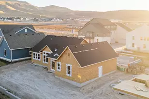 952 S Mathilda Dr S, Saratoga Springs, UT 84045 - Photo 5