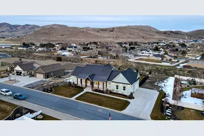 9712 N Vande Way #215, Eagle Mountain, UT 84005 - Photo 13