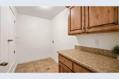 1045 S 1700 W #221, Payson, UT 84651 - Photo 17