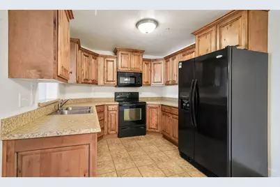 1045 S 1700 W #221, Payson, UT 84651 - Photo 15