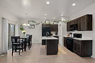 768 N Old Fort Dr, Spanish Fork, UT 84660 - Photo 3