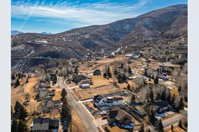 335 N Alpenhof Cir #18, Midway, UT 84049 - Photo 9