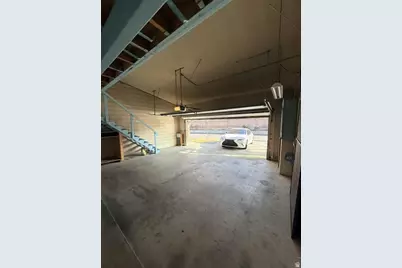 2735 N Country Club Dr, Provo, UT 84604 - Photo 11