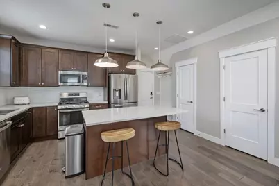 262 E Sandy Sage Way, Sandy, UT 84070 - Photo 7