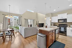 10367 S Oquirrh Rd W, South Jordan, UT 84009 - Photo 3