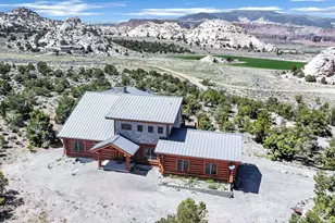 630 E Bullberry Ln, Teasdale, UT 84773 - Photo 61