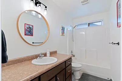 211 N Boston Dr W, North Salt Lake, UT 84054 - Photo 21