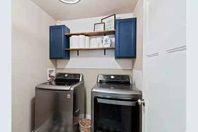 211 N Boston Dr W, North Salt Lake, UT 84054 - Photo 25