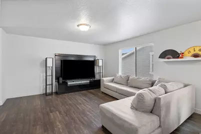 7761 W Mount Elinor, Magna, UT 84044 - Photo 9