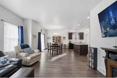 1683 S Haven Pkwy W, West Haven, UT 84401 - Photo 17