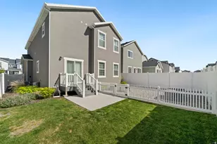 1683 S Haven Pkwy W, West Haven, UT 84401 - Photo 31