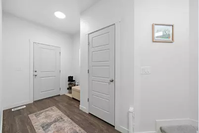 1683 S Haven Pkwy W, West Haven, UT 84401 - Photo 5