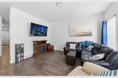 1683 S Haven Pkwy W, West Haven, UT 84401 - Photo 15