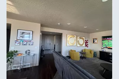 8417 S Otter Creek Dr, West Jordan, UT 84081 - Photo 5