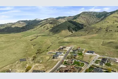 2275 E Meadowlark Ln N, North Logan, UT 84341 - Photo 25