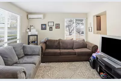 870 S 1625 E #A, Clearfield, UT 84015 - Photo 5