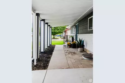 1578 E Delaware Ln S, Holladay, UT 84117 - Photo 41