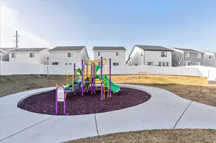 4252 W Anasazi Park Ct, Riverton, UT 84096 - Photo 29