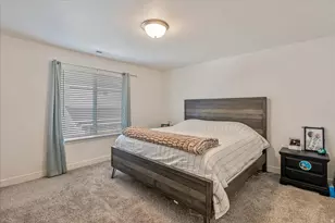 4252 W Anasazi Park Ct, Riverton, UT 84096 - Photo 15