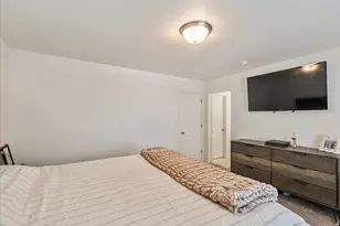 4252 W Anasazi Park Ct, Riverton, UT 84096 - Photo 17