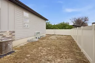 2397 W Marvs Cv, West Valley, UT 84119 - Photo 7