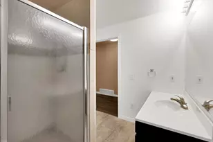 56 W 200 N, Centerville, UT 84014 - Photo 25