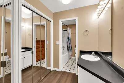 56 W 200 N, Centerville, UT 84014 - Photo 17