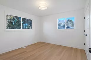 2095 E Rolling Knolls Way S, Salt Lake City, UT 84121 - Photo 13