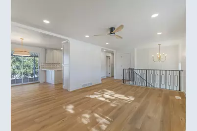 2095 E Rolling Knolls Way S, Salt Lake City, UT 84121 - Photo 1