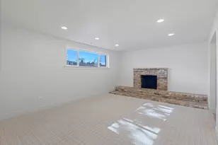 2095 E Rolling Knolls Way S, Salt Lake City, UT 84121 - Photo 15