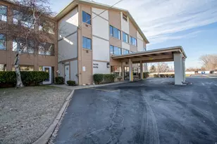 1460 E Highland Cove Ln S, Millcreek, UT 84106 - Photo 9