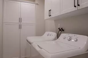 1460 E Highland Cove Ln S, Millcreek, UT 84106 - Photo 21