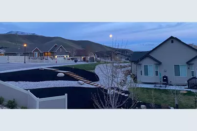 405 Vela Ct, Tooele, UT 84074 - Photo 33