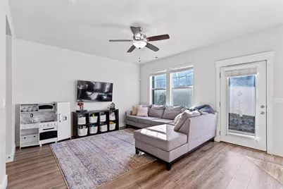 1540 E Primrose Ln, Layton, UT 84040 - Photo 3