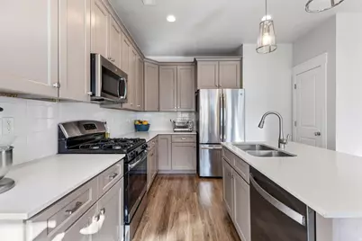 1540 E Primrose Ln, Layton, UT 84040 - Photo 9