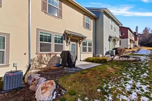 1540 E Primrose Ln, Layton, UT 84040 - Photo 23