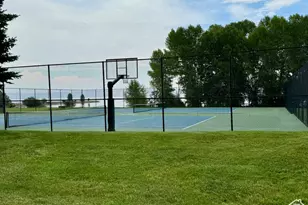 888 N Newburg Dr, Garden City, UT 84028 - Photo 33